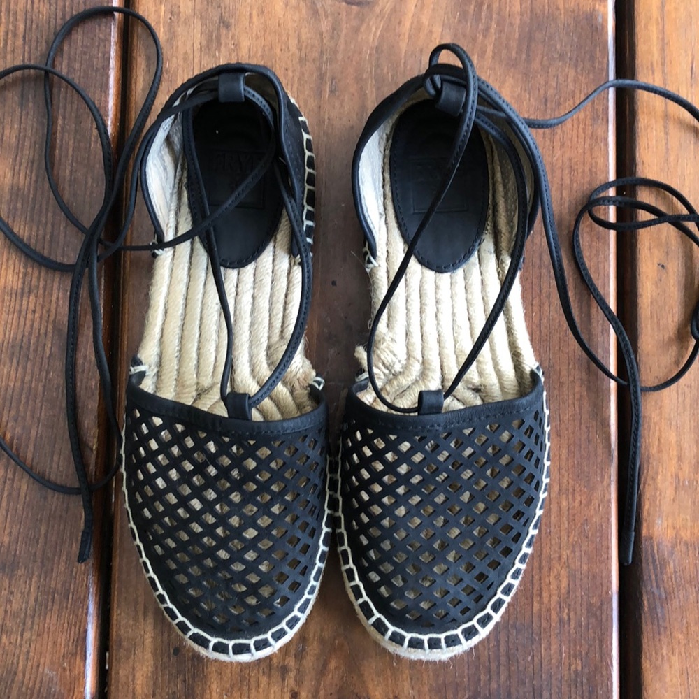 Frye Genuine Leather black lace up espadrilles W 7